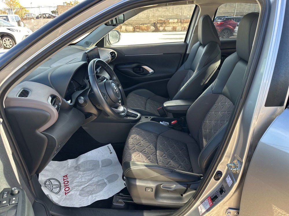 Toyota Yaris Cross usata a Ragusa (8)