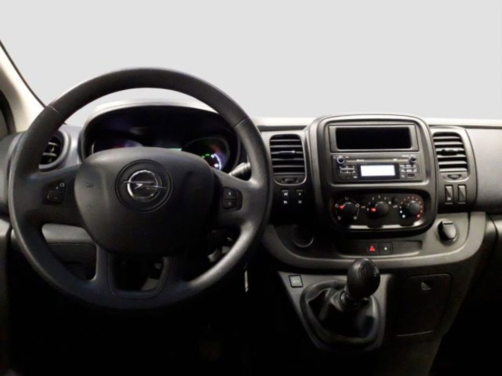 Opel Vivaro Furgone usata a Torino (13)