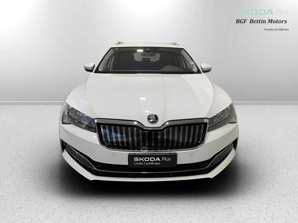 Skoda Superb Station Wagon usata a Padova (2)