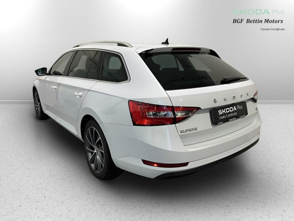 Skoda Superb Station Wagon usata a Padova (4)