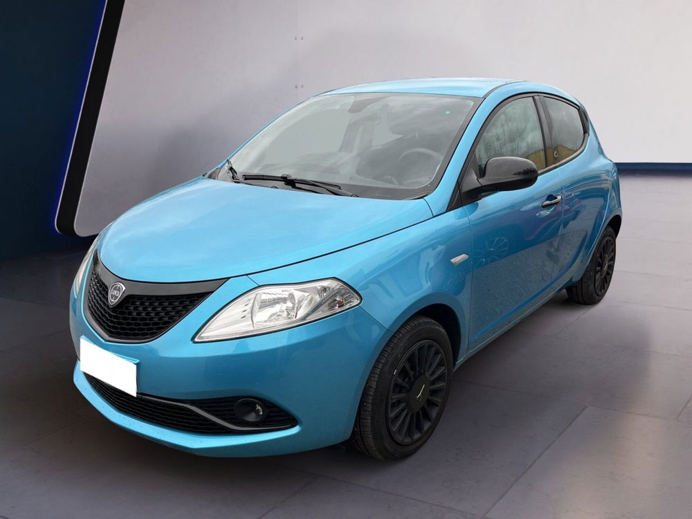 Lancia Ypsilon usata a Torino (3)