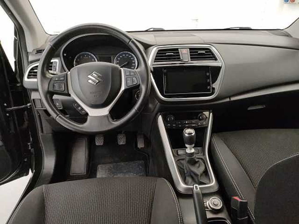 Suzuki S-Cross usata a Varese (15)