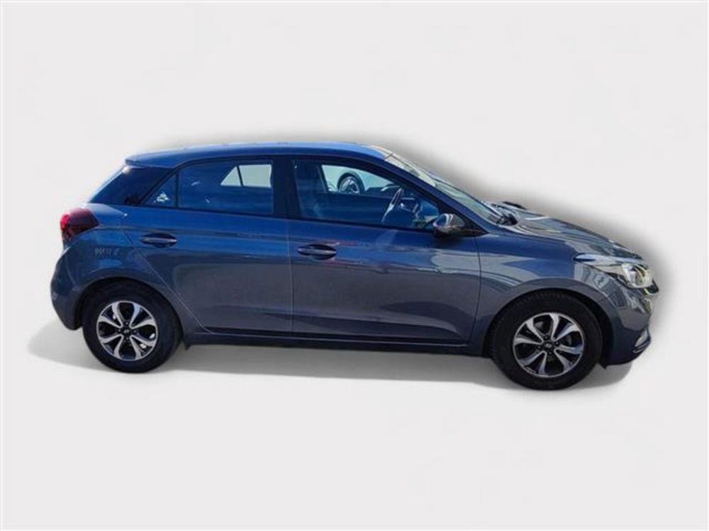 Hyundai i20 usata a Livorno (6)