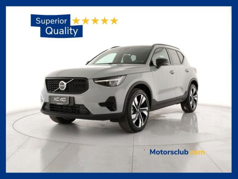 Volvo XC40 B3 automatico Ultimate Dark  nuova a Modena