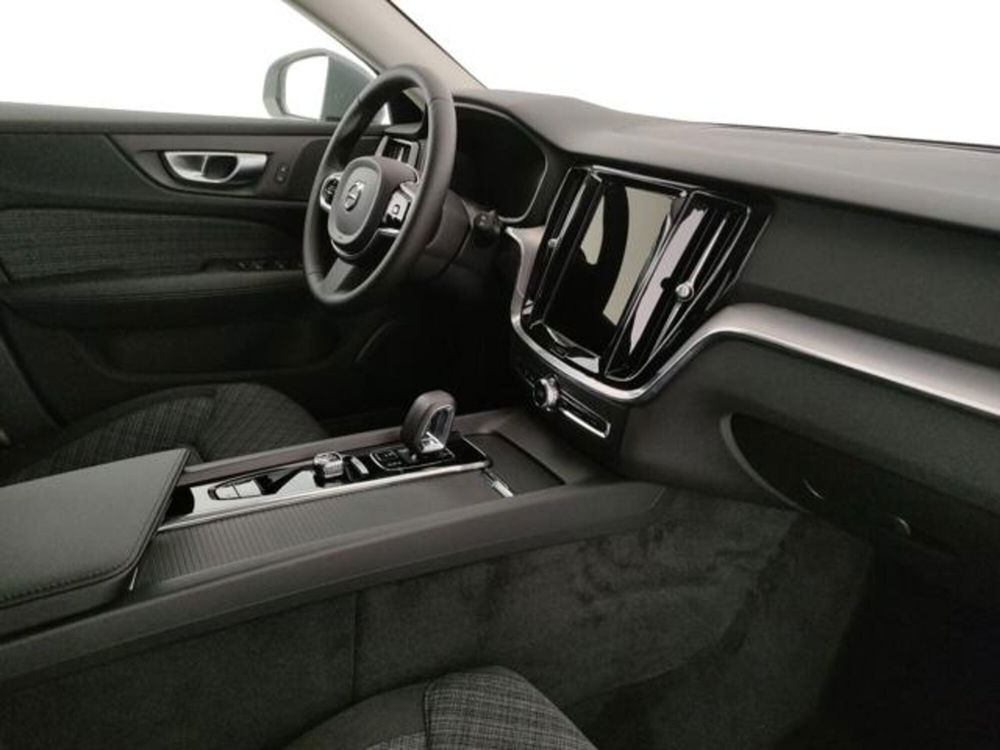 Volvo V60 Cross Country nuova a Modena (11)