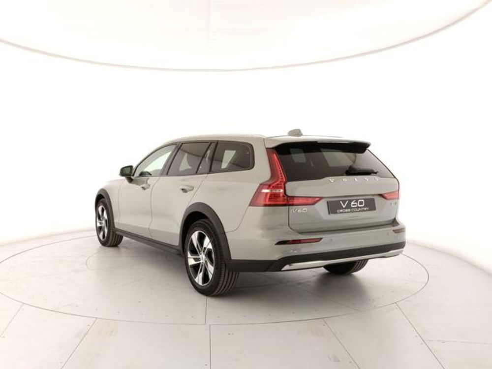 Volvo V60 Cross Country nuova a Modena (3)