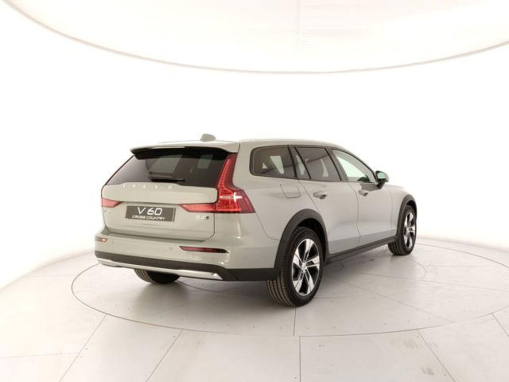 Volvo V60 Cross Country nuova a Modena (5)