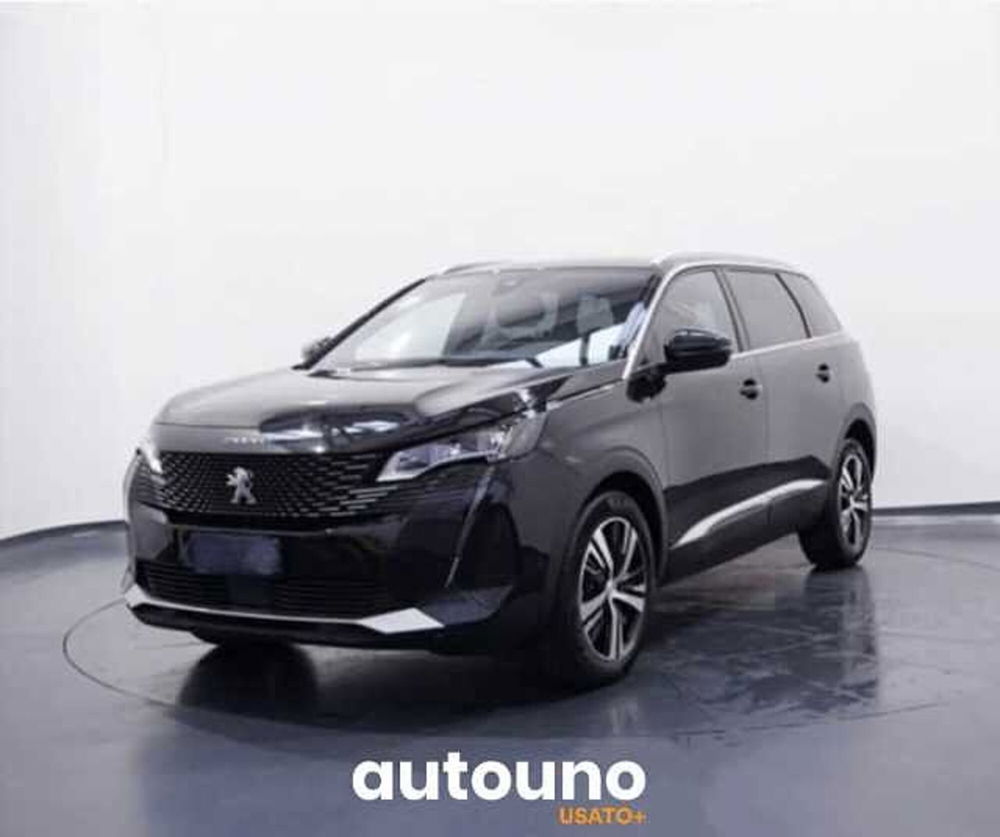 Peugeot 5008 usata a Napoli