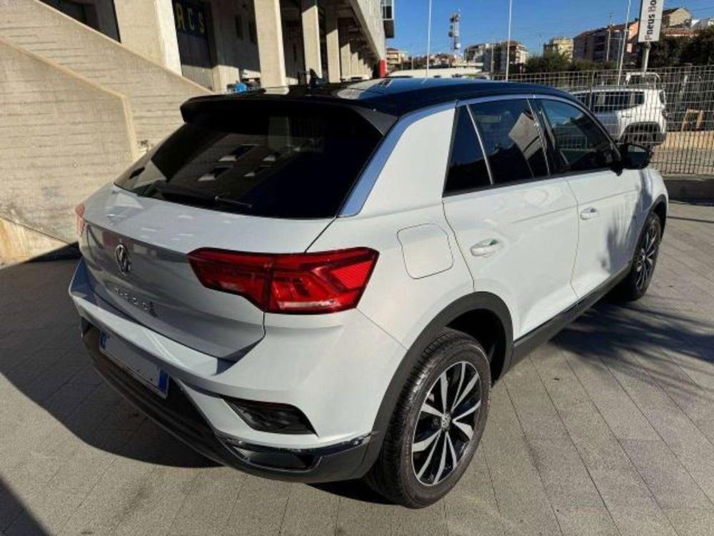 Volkswagen T-Roc usata a Savona (5)