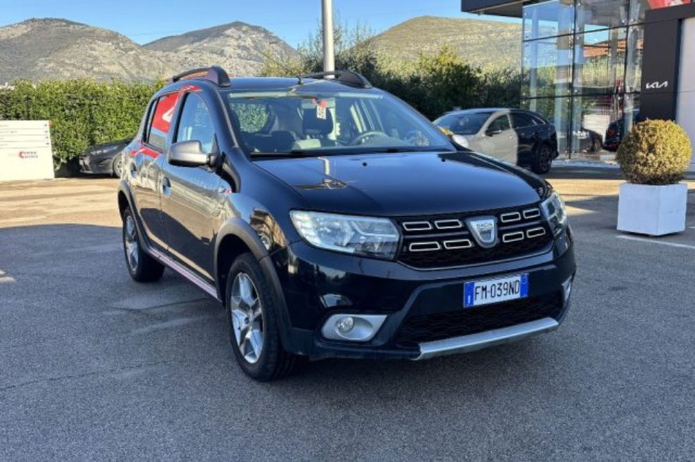 Dacia Sandero usata a Latina