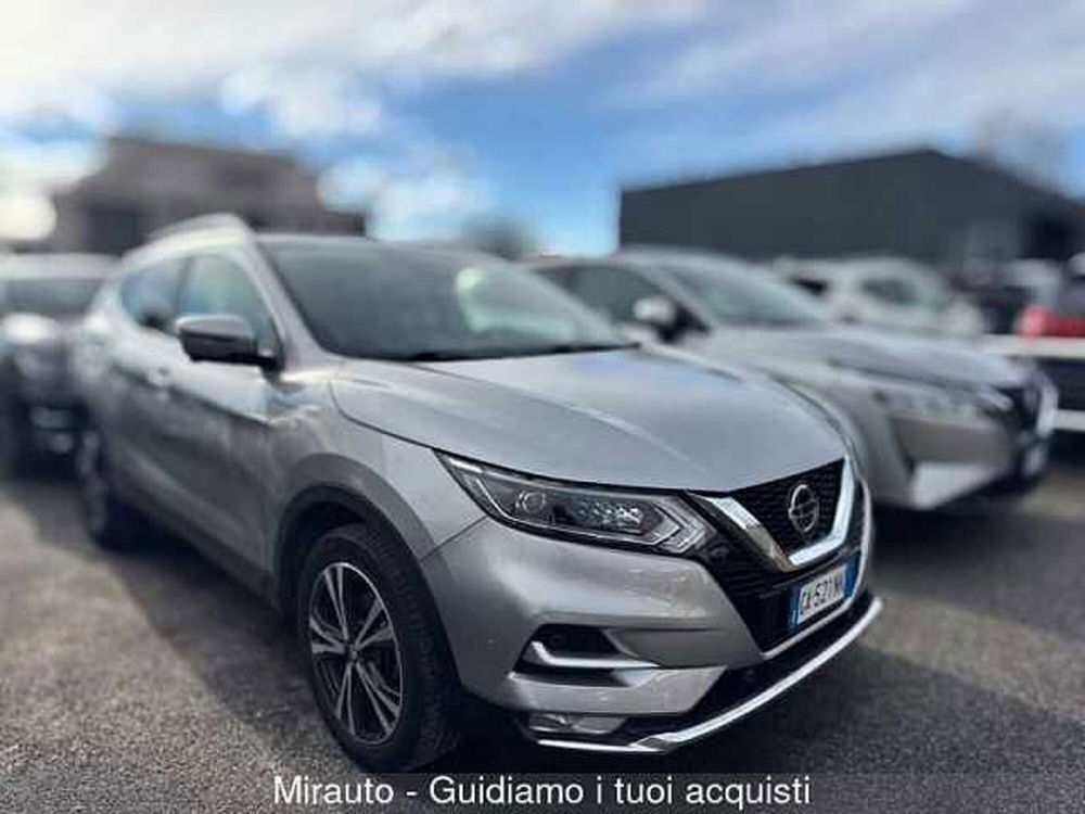 Nissan Qashqai usata a Roma