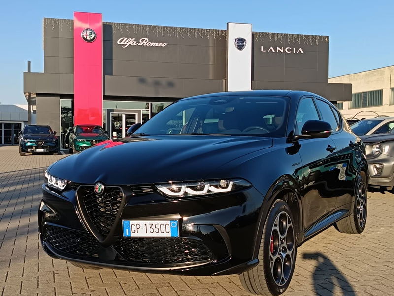 Alfa Romeo Tonale 1.3 phev Veloce Q4 280cv at6 del 2023 usata a Alessandria