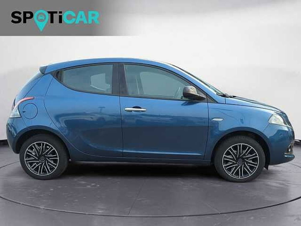 Lancia Ypsilon usata a Treviso (4)