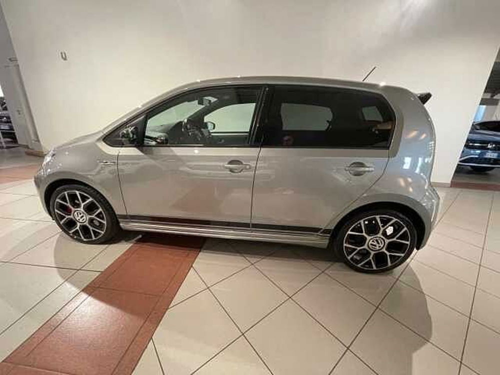 Volkswagen up! usata a Genova (2)