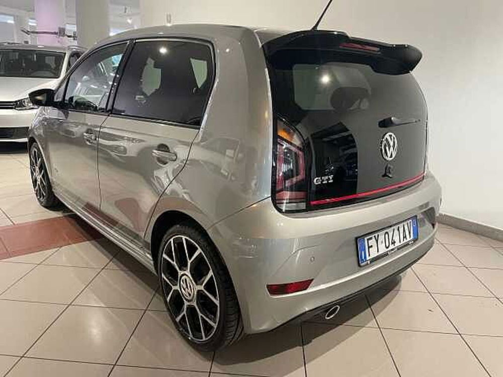 Volkswagen up! usata a Genova (3)