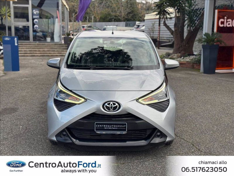 Toyota Aygo Connect 1.0 VVT-i 72 CV 5 porte x-play del 2020 usata a Albano Laziale