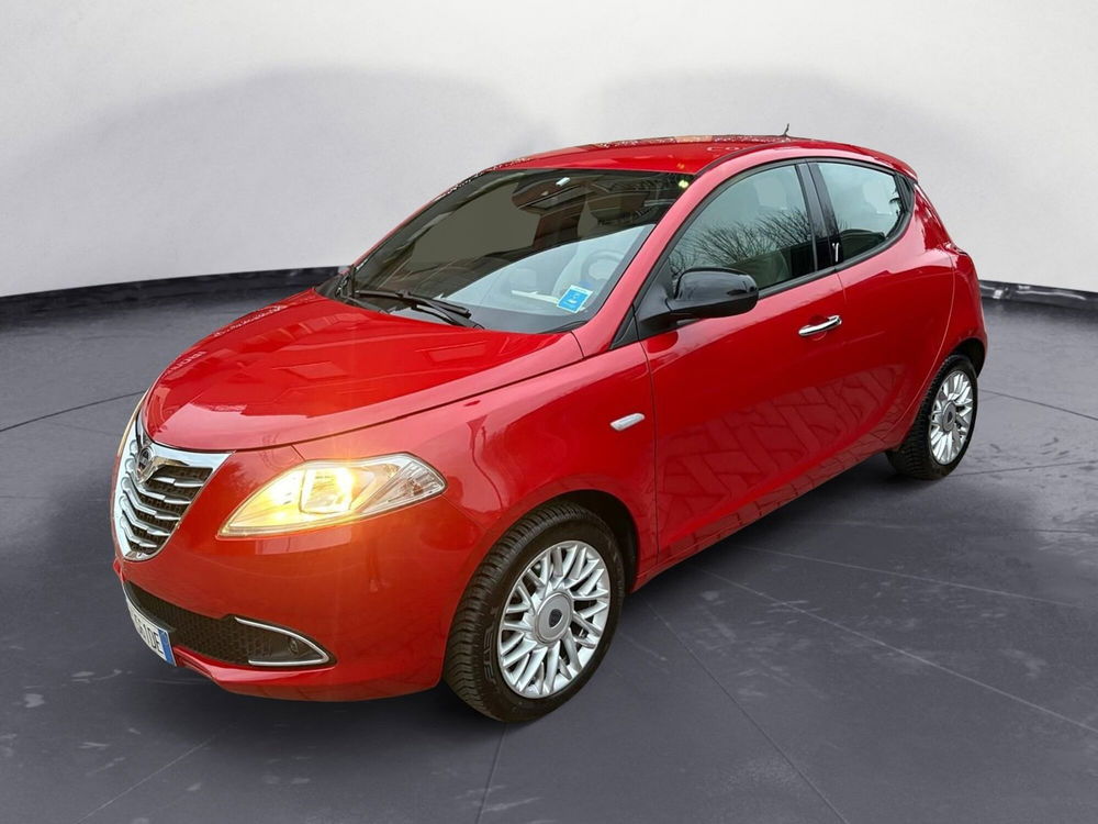 Lancia Ypsilon usata a Torino (2)