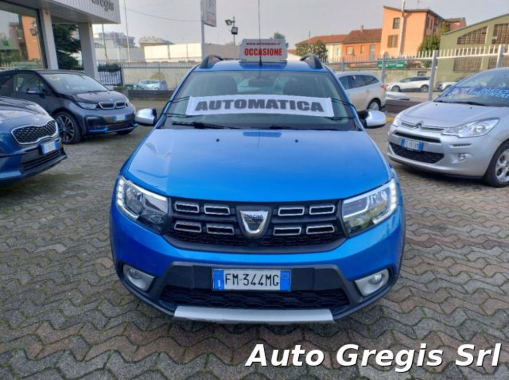 Dacia Sandero usata a Milano (8)