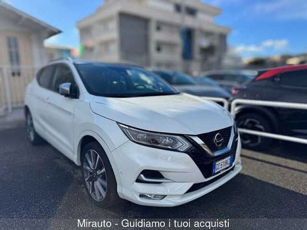 Nissan Qashqai usata a Roma