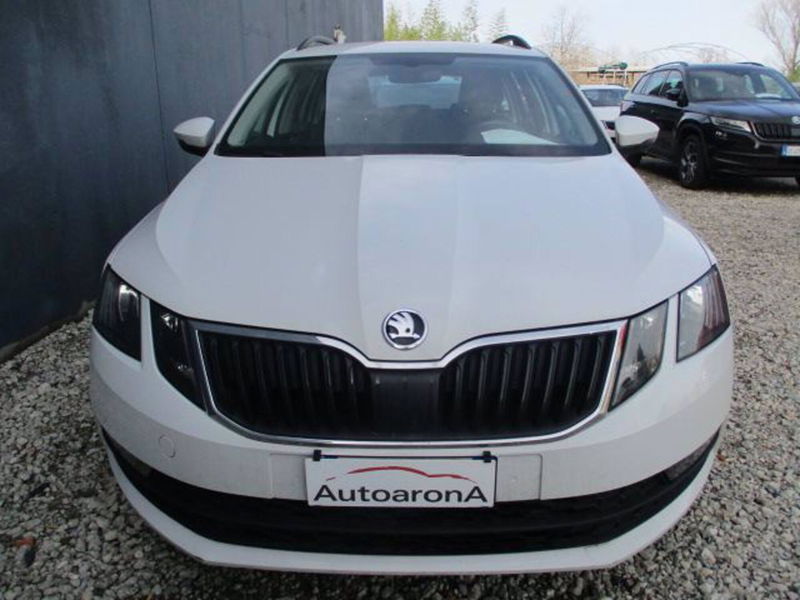 Skoda Octavia Station Wagon 1.5 G-TEC DSG Wagon Executive del 2020 usata a Paruzzaro