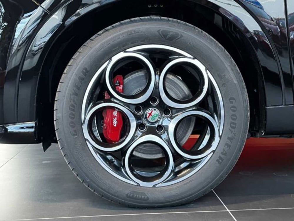 Alfa Romeo Tonale nuova a Sondrio (7)