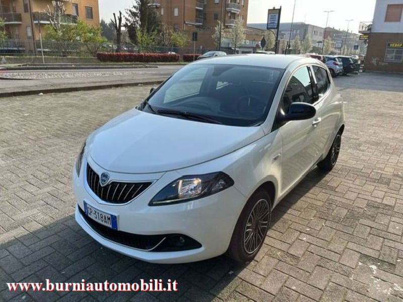 Lancia Ypsilon 1.0 FireFly 5 porte S&amp;S Hybrid Gold Plus del 2023 usata a Cassano d&#039;Adda