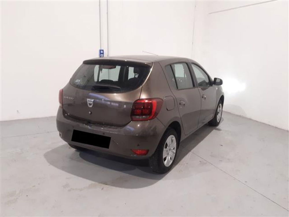 Dacia Sandero usata a Asti (4)