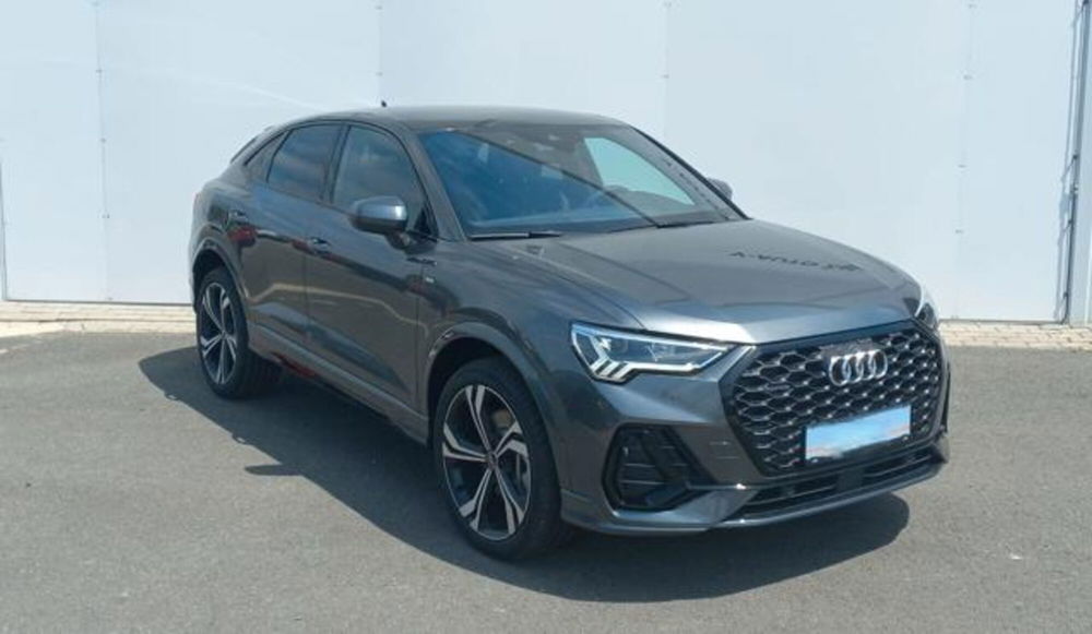 Audi Q3 Sportback nuova a Napoli