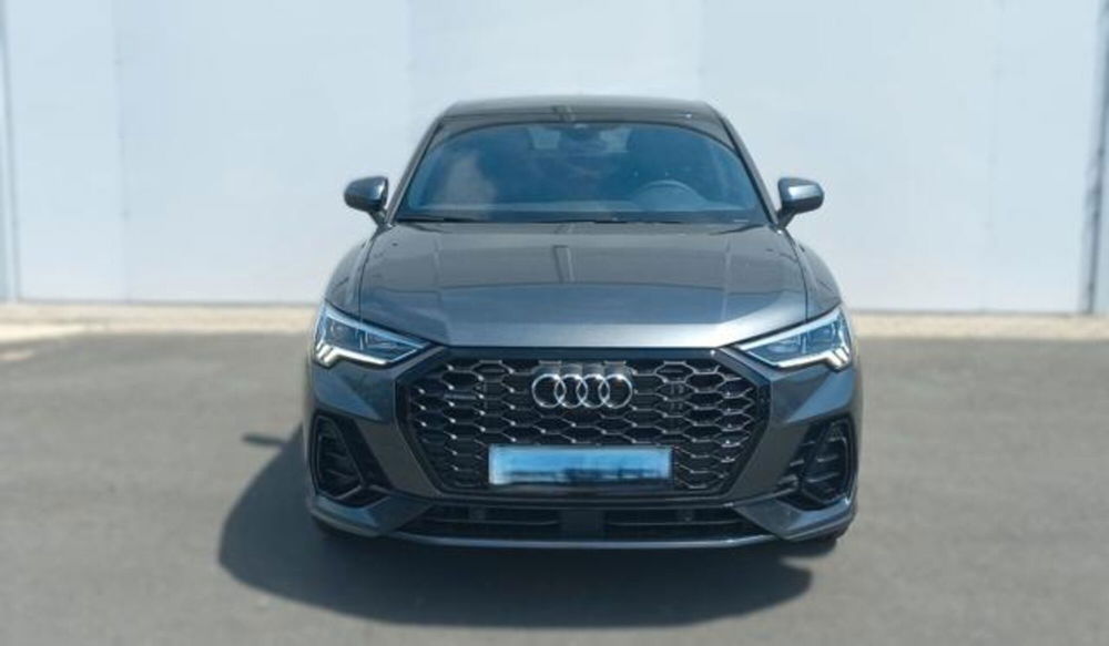 Audi Q3 Sportback nuova a Napoli (2)