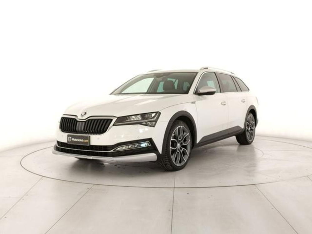 Skoda Superb Station Wagon usata a Modena (2)