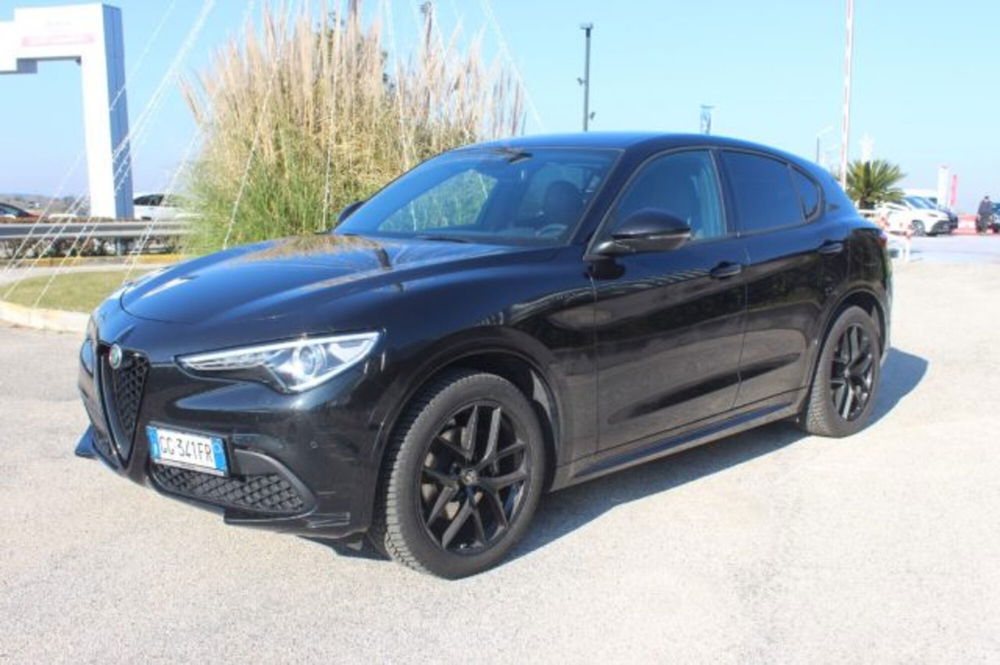 Alfa Romeo Stelvio usata a Roma (2)