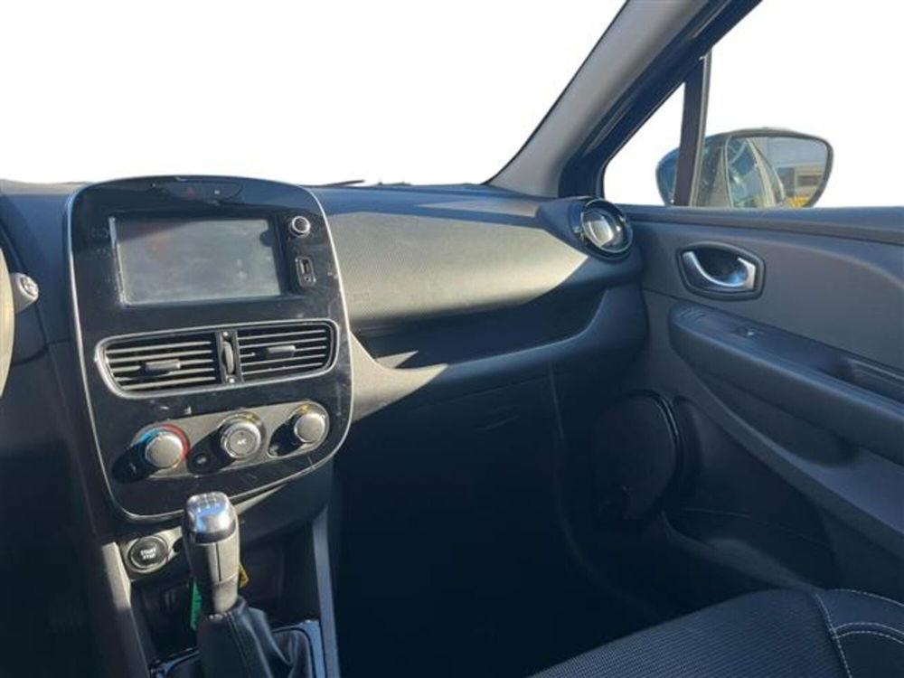 Renault Clio usata a Livorno (13)