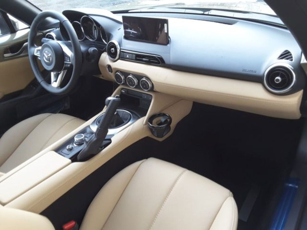 Mazda MX-5 nuova a Firenze (9)