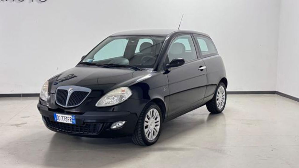 Lancia Ypsilon usata a Vicenza