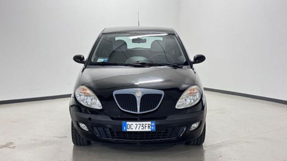 Lancia Ypsilon usata a Vicenza (2)