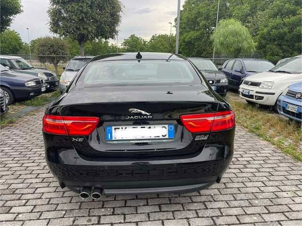 Jaguar XE usata a Napoli (5)