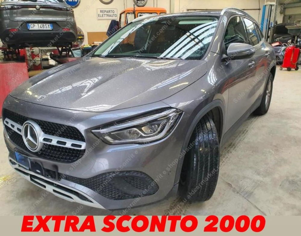 Mercedes-Benz GLA SUV usata a Lecce