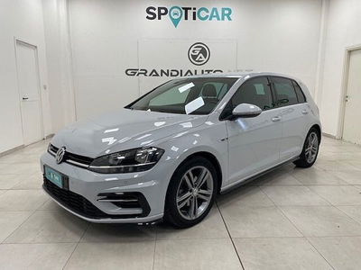 Volkswagen Golf 1.0 TSI 115 CV 3p. Sport BlueMotion Technology  del 2018 usata a Alessandria