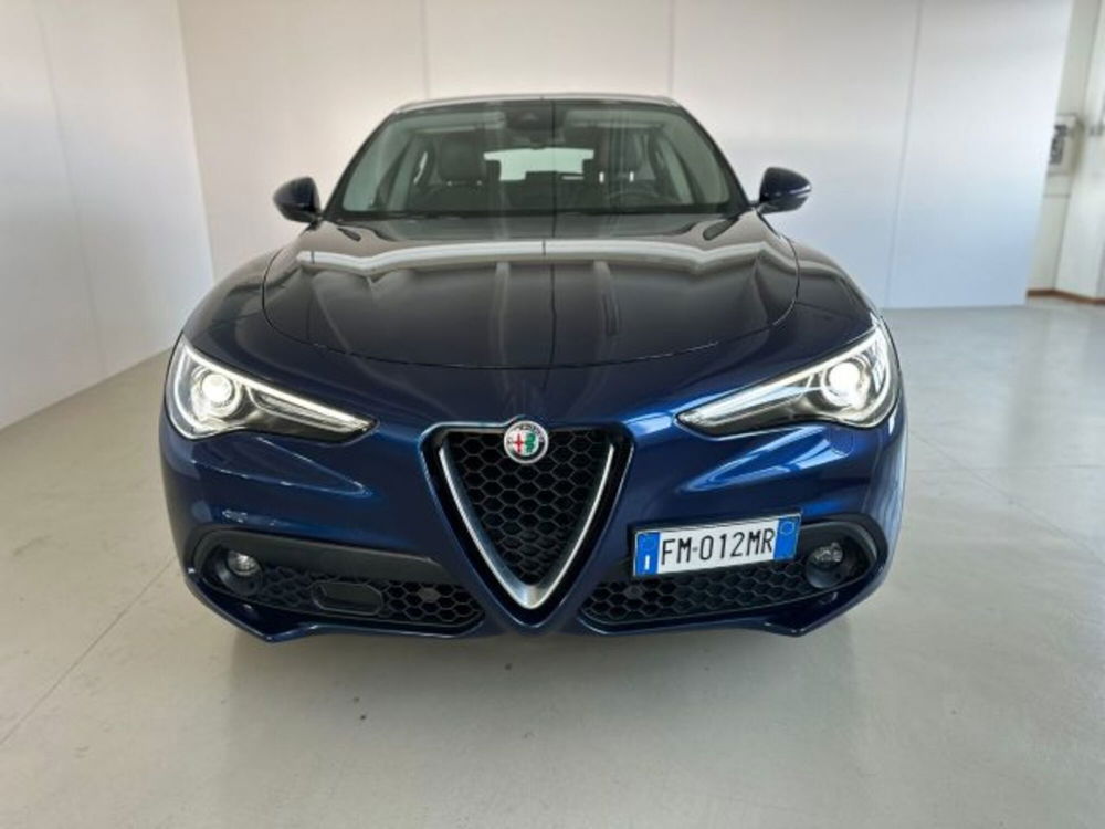 Alfa Romeo Stelvio usata a Modena (3)