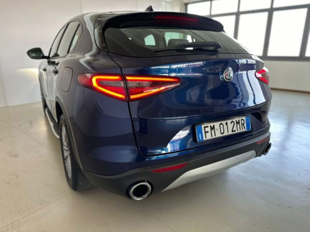 Alfa Romeo Stelvio usata a Modena (4)