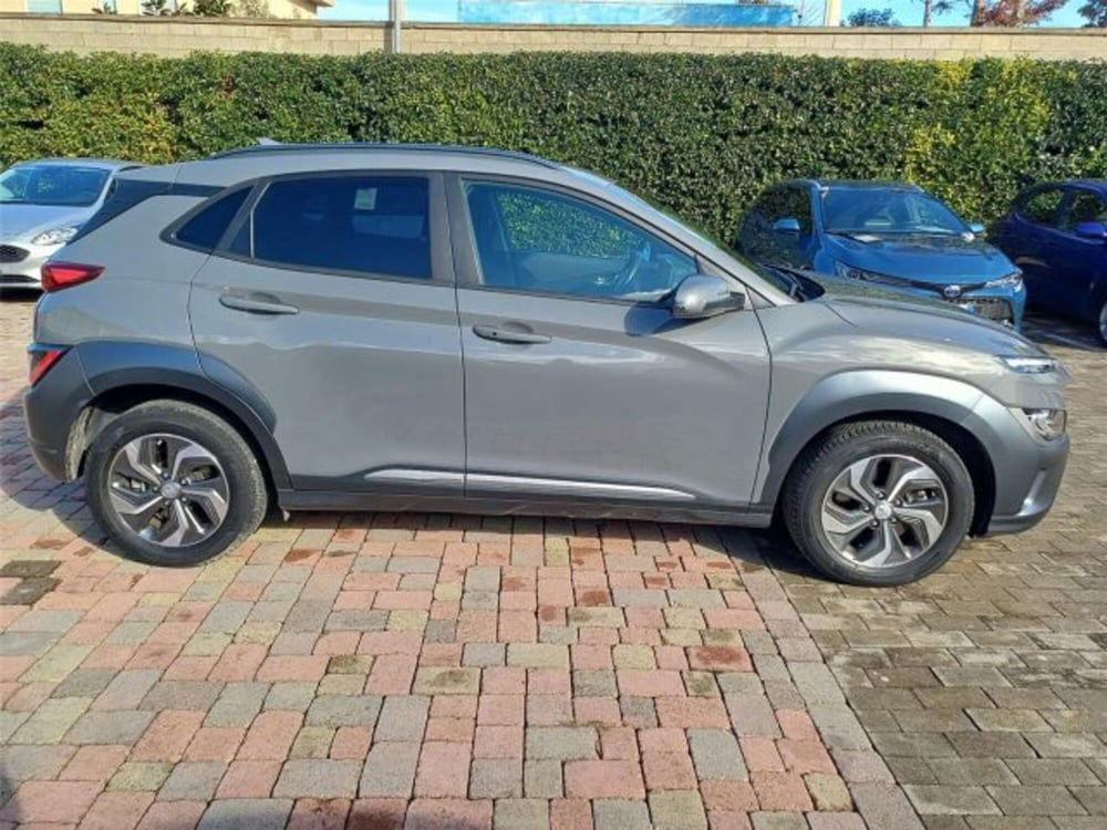 Hyundai Kona usata a Bari (7)