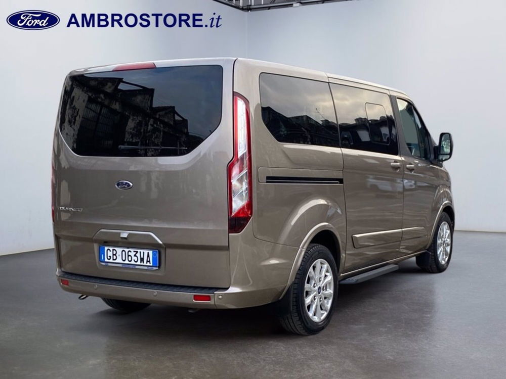 Ford Tourneo Custom usata a Milano (5)