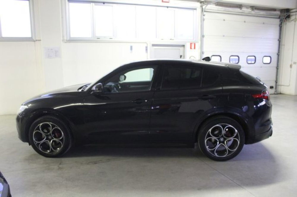 Alfa Romeo Stelvio usata a Terni (3)