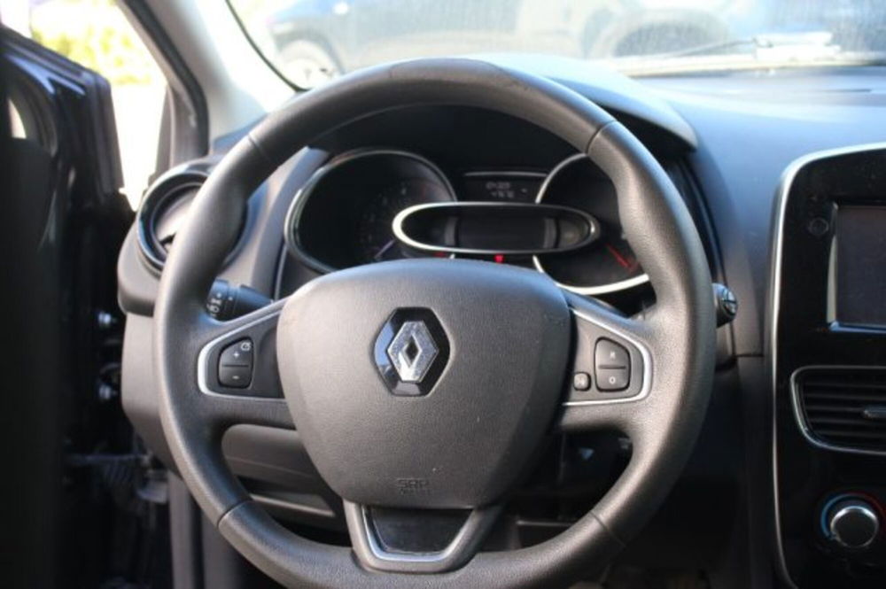 Renault Clio usata a Lecce (12)