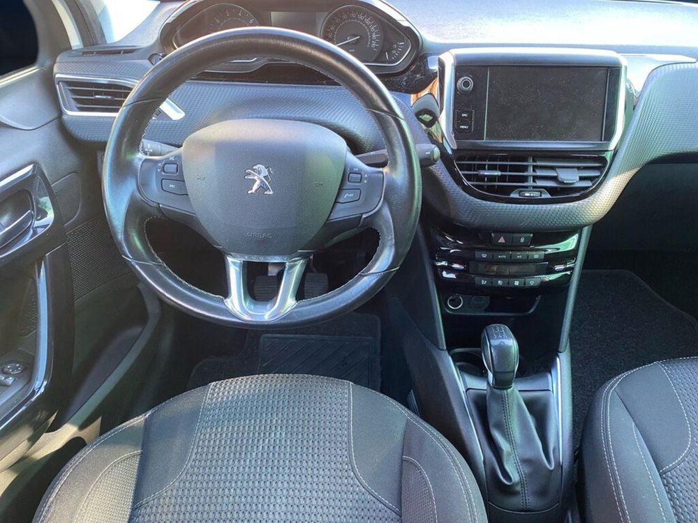 Peugeot 208 usata a Torino (6)