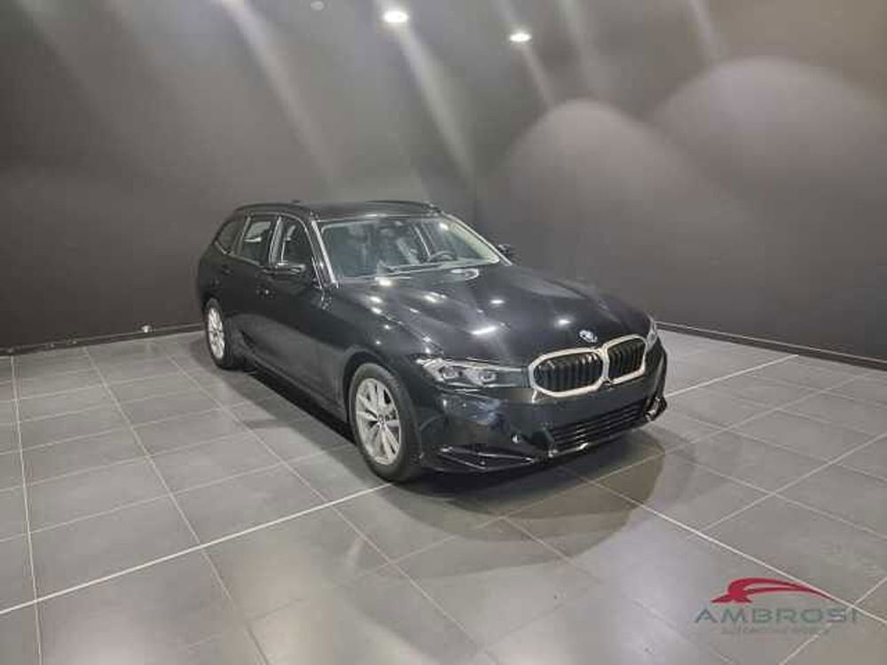 BMW Serie 3 Touring nuova a Viterbo (2)