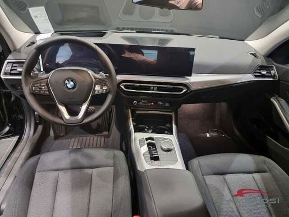 BMW Serie 3 Touring nuova a Viterbo (8)