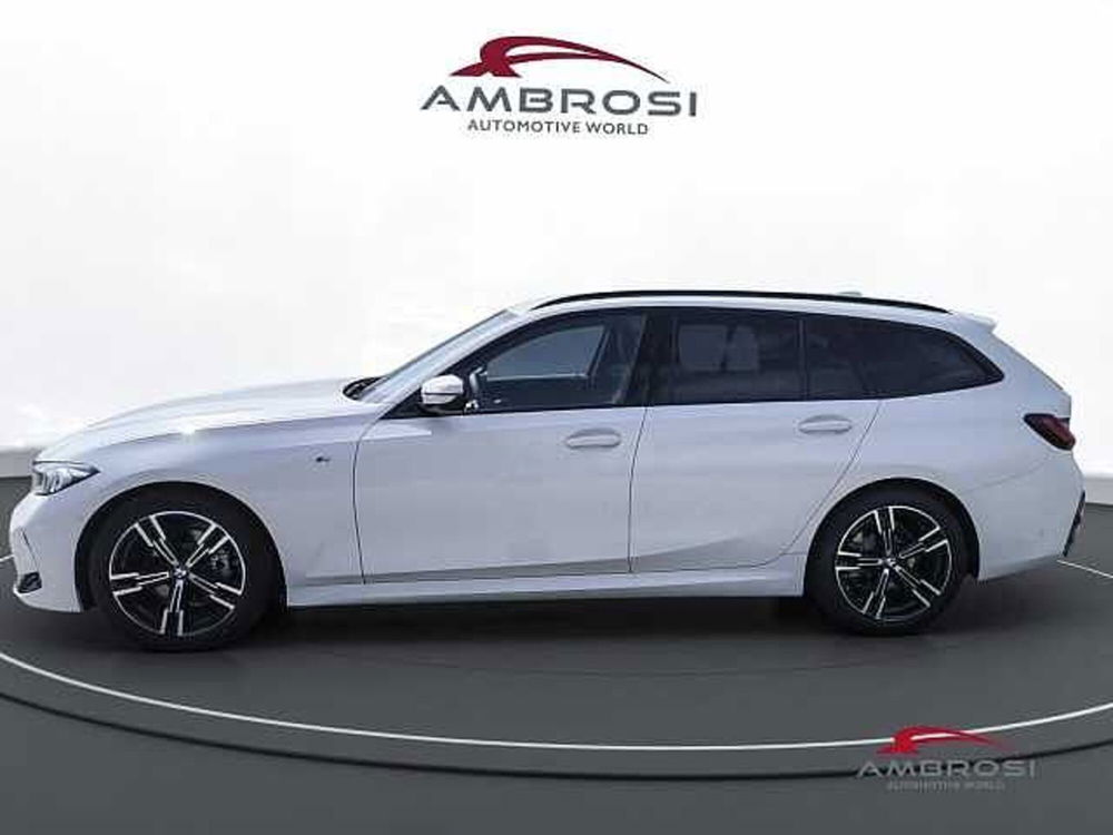 BMW Serie 3 Touring nuova a Viterbo (6)