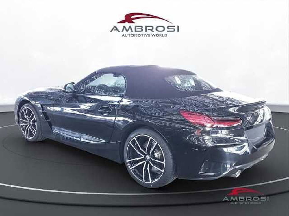 BMW Z4 Cabrio nuova a Viterbo (4)