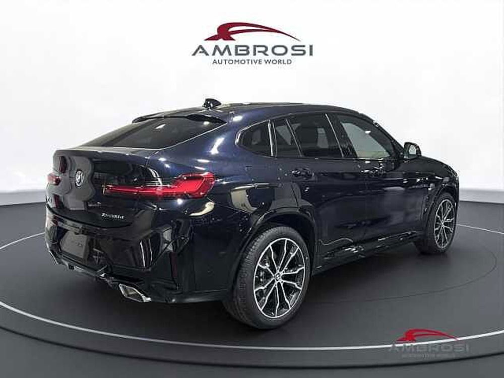 BMW X4 nuova a Viterbo (3)